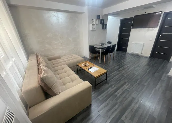 Arkadia 2 Bedroom Apartment Bucharest