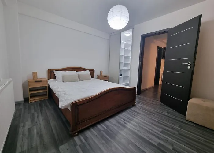 Arkadia 2 Bedroom Apartment Bucharest