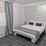 Arkadia 2 Bedroom Apartamento Bucareste