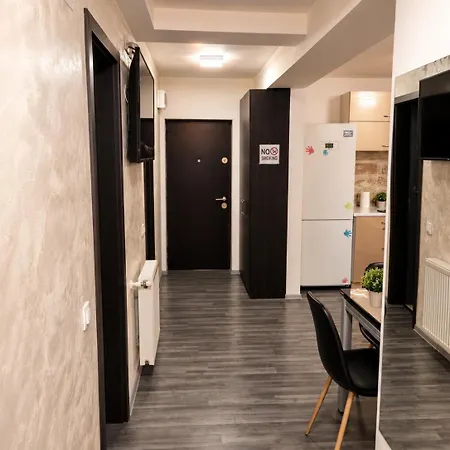 Arkadia 2 Bedroom Apartment Bucharest