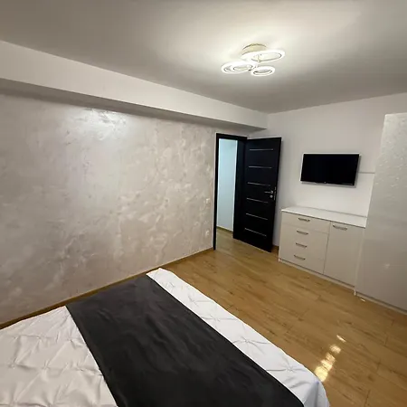 Arkadia 2 Bedroom
