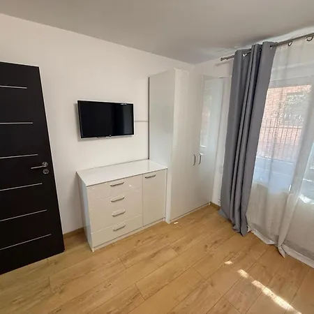 Arkadia 2 Bedroom