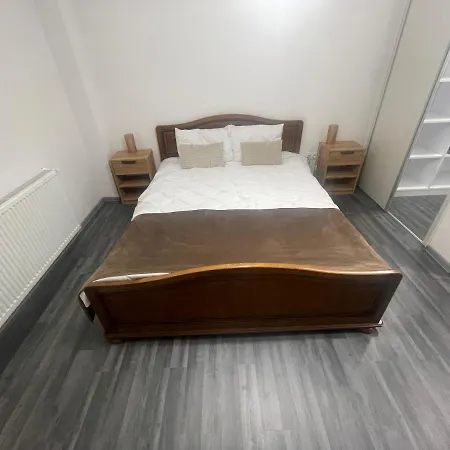 Arkadia 2 Bedroom * Bükreş