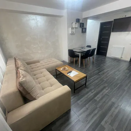 Arkadia 2 Bedroom Daire Bükreş